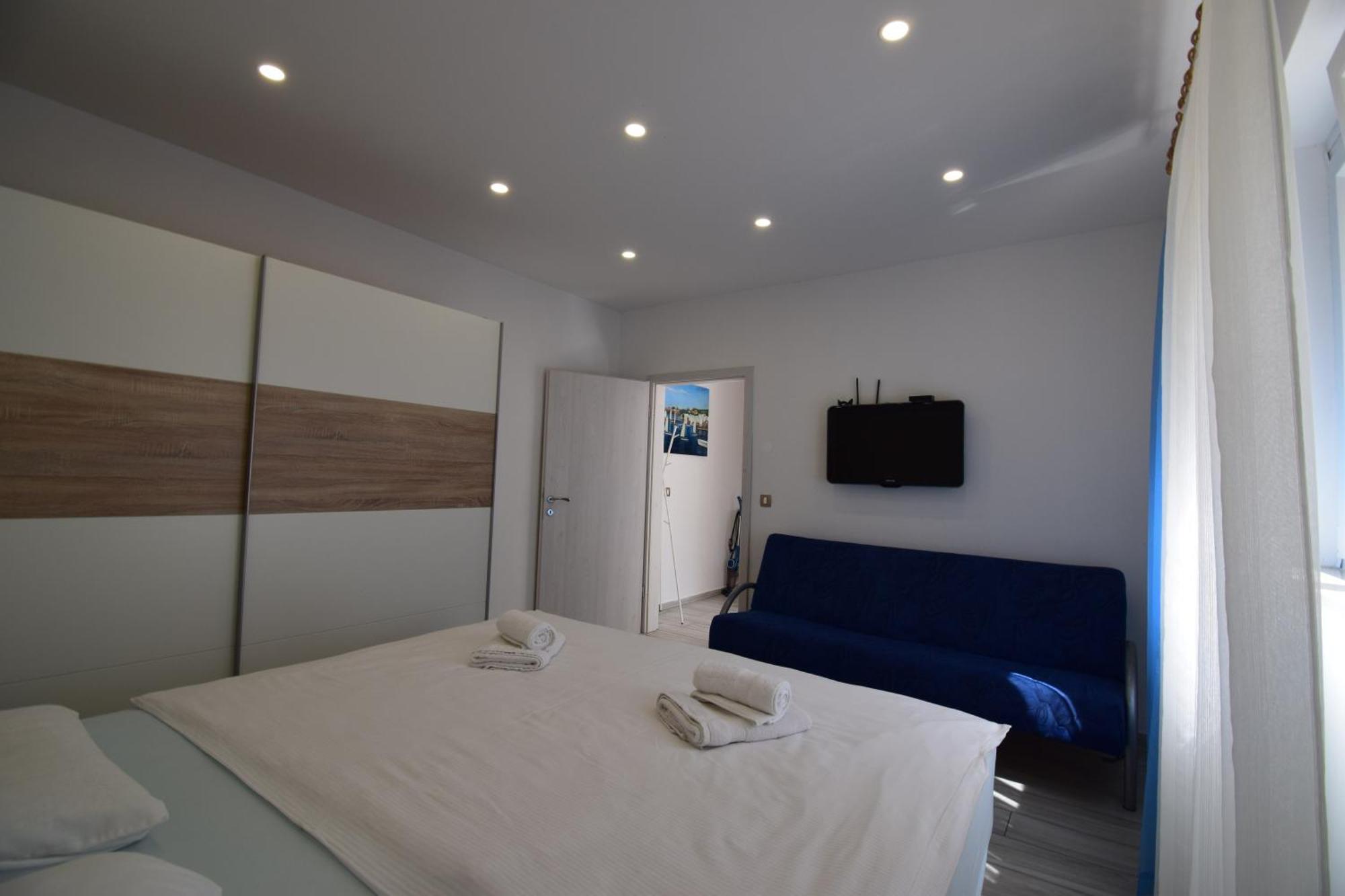 Apartments Bella Vista Lilly Порторож Екстериор снимка